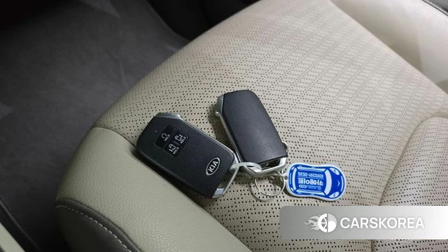 Kia Carnival 4th generation id 4187663 из Кореи 19