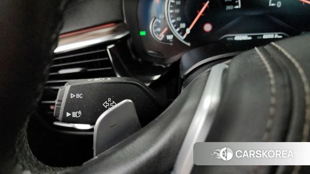 BMW 5 Series (G30) id 4203982 из Кореи 19