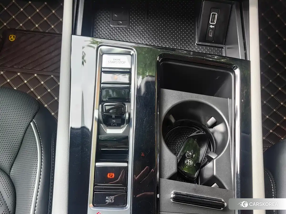 Volkswagen Touareg id 4634851 из Китая 19