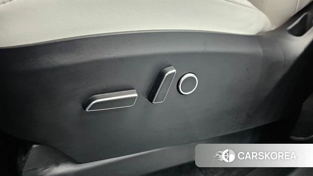 Tesla Model X id 4349572 из Кореи 19