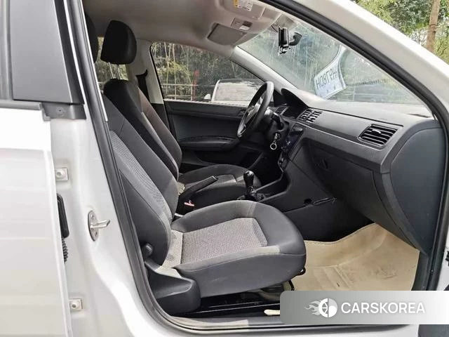 Volkswagen Santana id 4260831 из Китая 19
