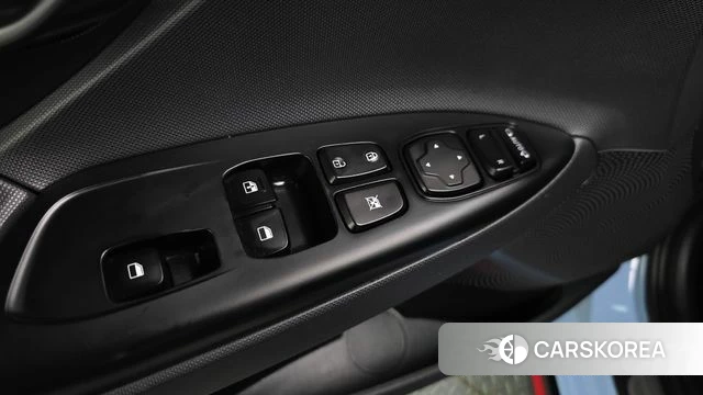 Hyundai Veloster (JS) id 4936101 из Кореи 19