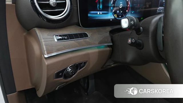 Mercedes-Benz E-Class W213 id 4378063 из Кореи 19