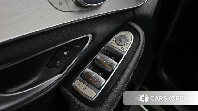 Mercedes-Benz C-Class W205 id 4325953 из Кореи 19