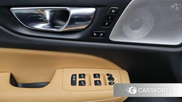 Volvo S60 3rd generation id 4317358 из Кореи 19