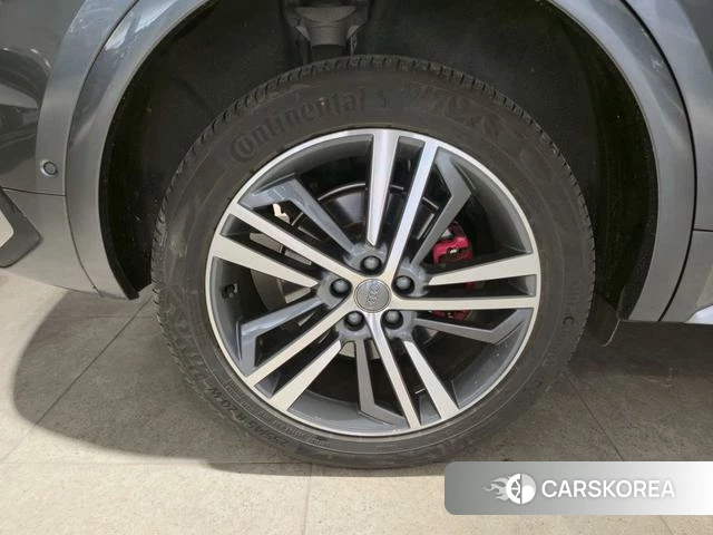 Audi Q5L Sportback id 4259172 из Китая 19