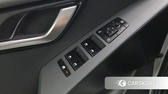 Kia Di Ol Nu Niro id 4753342 из Кореи 19