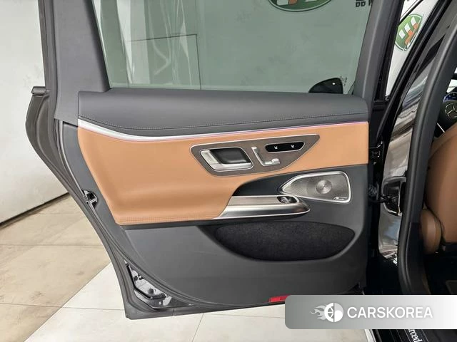 Mercedes-Benz E-class id 4259137 из Китая 19