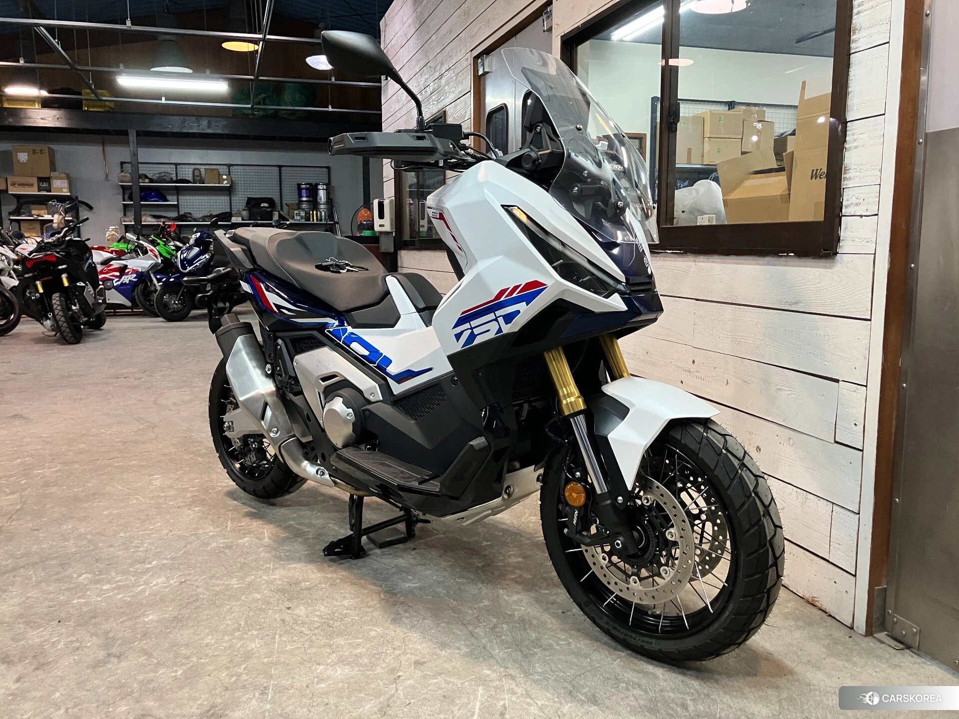 Проданный Honda X-ADV 750 id 4348029 из Японии, фото 19