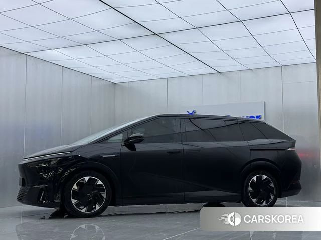 Xiaopeng Motors Xiaopeng X9 id 4219773 из Китая 19