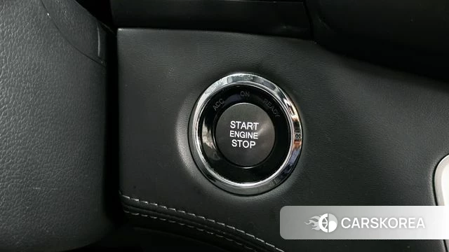 Ssangyong Rexton Sports id 4284388 из Кореи 19