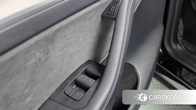 Tesla Model Y id 4488317 из Кореи 19