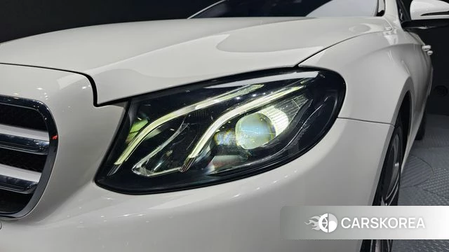 Mercedes-Benz E-Class W213 id 4304721 из Кореи 19