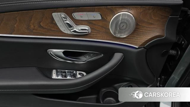 Mercedes-Benz E-Class W213 id 4195918 из Кореи 19