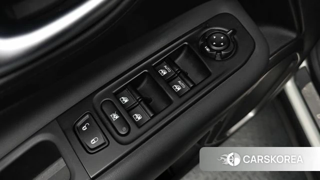 Jeep Renegade id 4383093 из Кореи 19