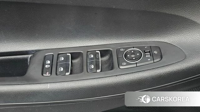 Hyundai The New Grandeur IG id 4401631 из Кореи 19