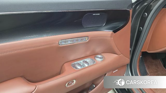 Genesis G90 (RS4) id 4783210 из Кореи 19