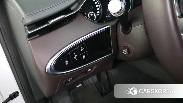 Genesis GV70 id 4231744 из Кореи 19