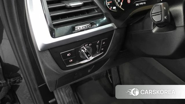 BMW X3 (G01) id 4285791 из Кореи 19