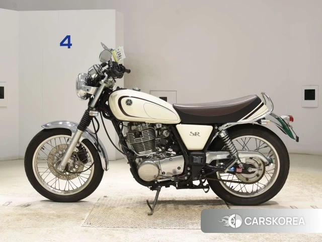 Yamaha SR 400 id 3945262 из Японии 19