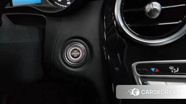 Mercedes-Benz C-Class W205 id 4188090 из Кореи 19