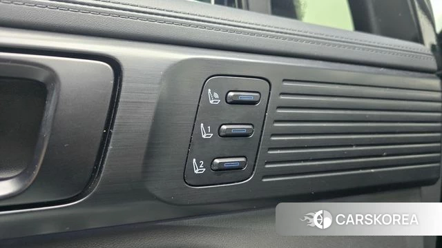 Hyundai Santa Fe (MX5) id 4623441 из Кореи 19