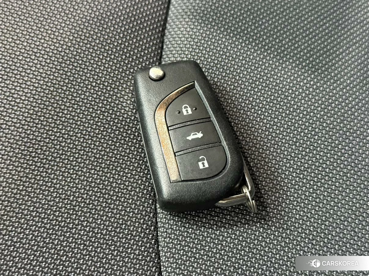 Toyota Corolla id 4452071 из Китая 19