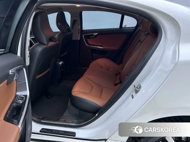 Volvo S60 id 4215594 из Китая 19