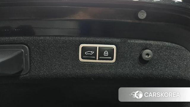 Genesis The New G70 id 4429275 из Кореи 19