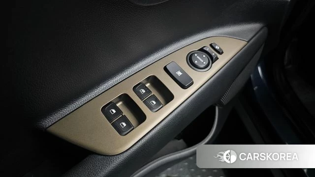 Kia Stonic id 4647759 из Кореи 19