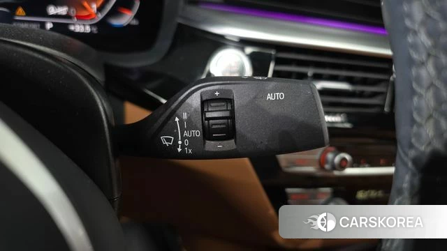 BMW 5 Series (G30) id 4692809 из Кореи 19