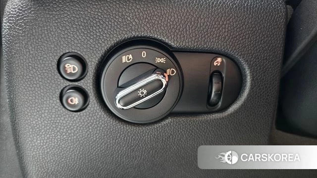 Mini Cooper S Convertible id 4495185 из Кореи 19