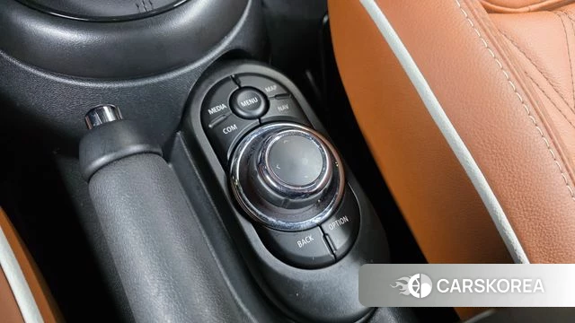 Mini Cooper S Convertible id 4725188 из Кореи 19