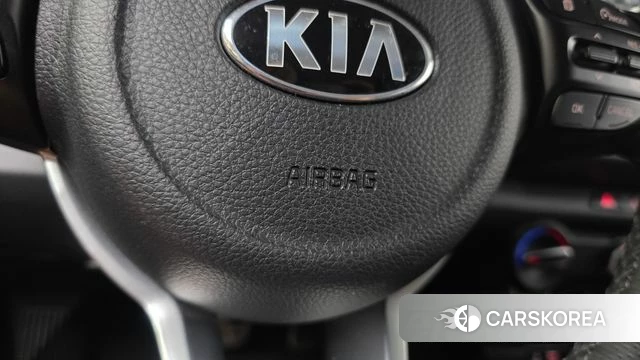Kia Stonic id 4837175 из Кореи 19