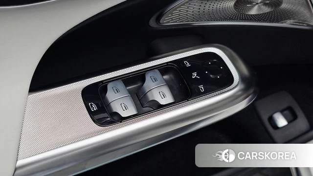 Mercedes-Benz E-Class W214 id 4617390 из Кореи 19