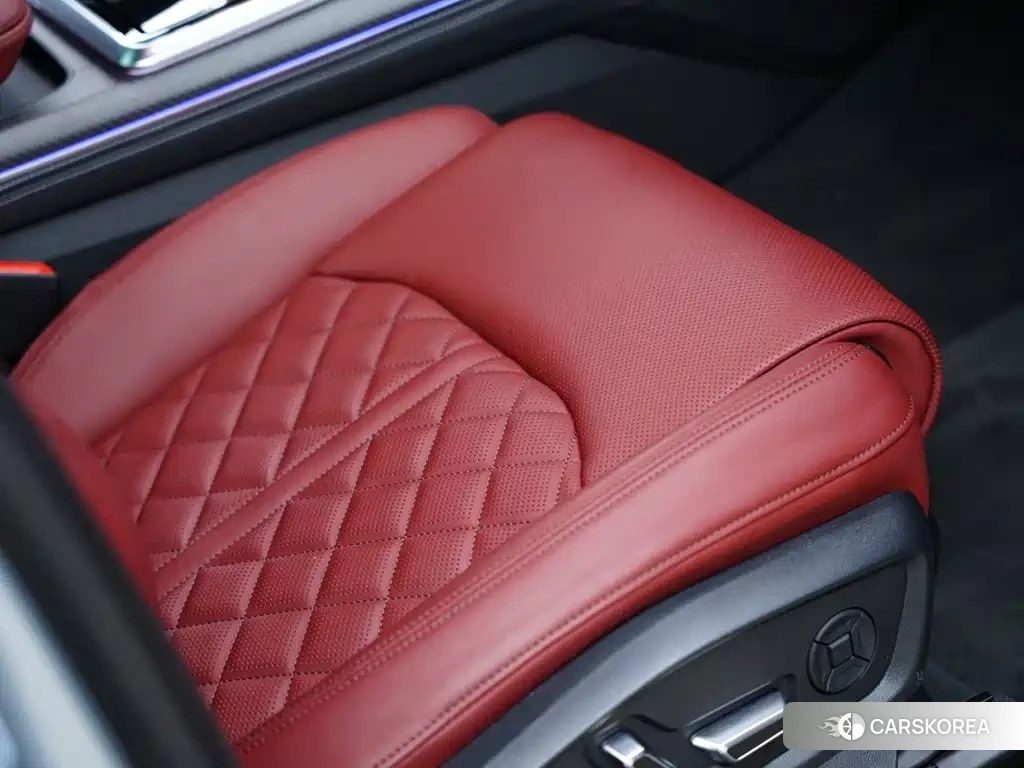 Audi SQ7 id 4601742 из Китая 19