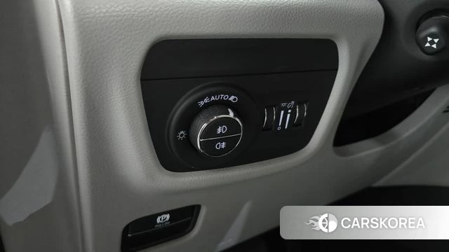 Jeep Grand Cherokee (WL) id 4585317 из Кореи 19