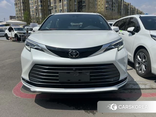 Toyota Saina id 4274469 из Китая 19