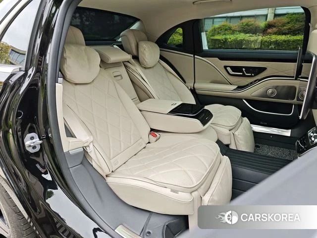 Mercedes-Benz Maybach S-class id 4210994 из Китая 19