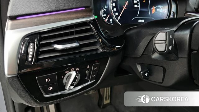 BMW 5 Series (G30) id 4233210 из Кореи 19