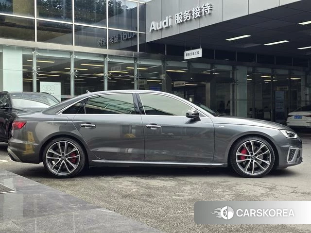 Audi A4L id 4365676 из Китая 19