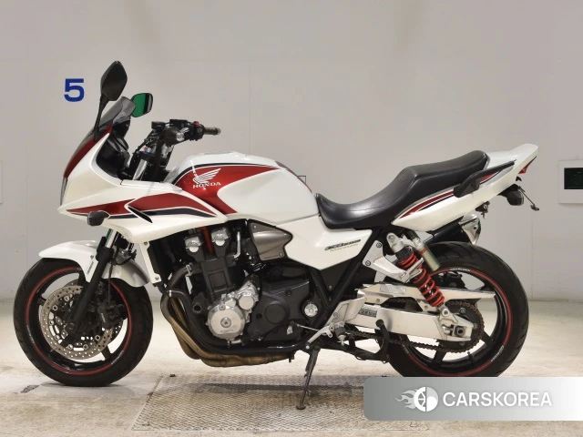 Honda CB1300SF BOLDOR id 3949540 из Японии 19