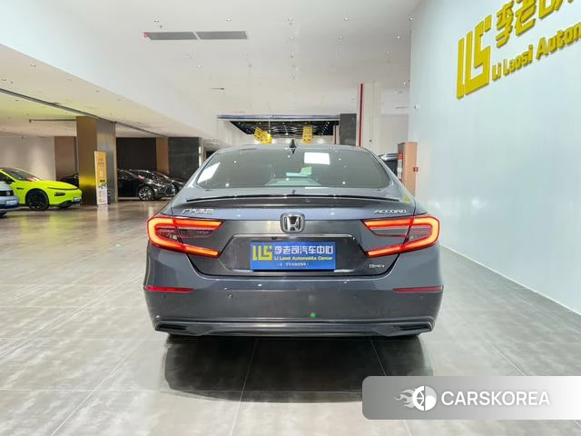 Honda Accord id 4333629 из Китая 19