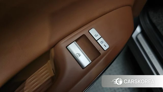 Genesis GV70 id 4572950 из Кореи 19