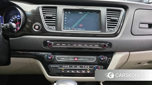 Kia The New Carnival id 4563075 из Кореи 19