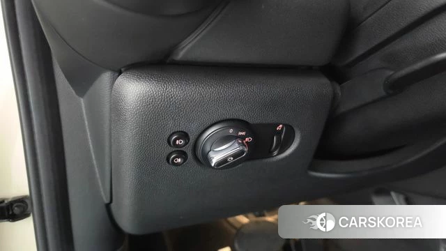Mini Cooper id 4741897 из Кореи 19