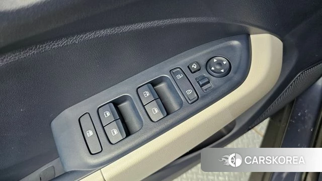 Hyundai Venue id 4421301 из Кореи 19