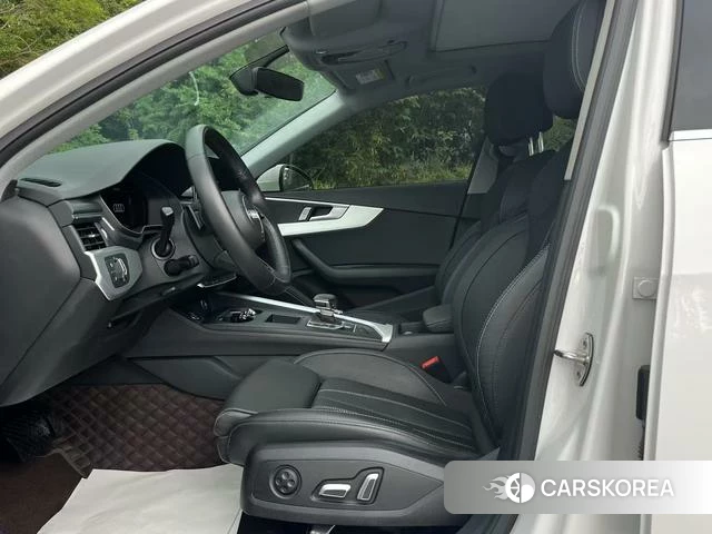 Audi A4L id 4374613 из Китая 19