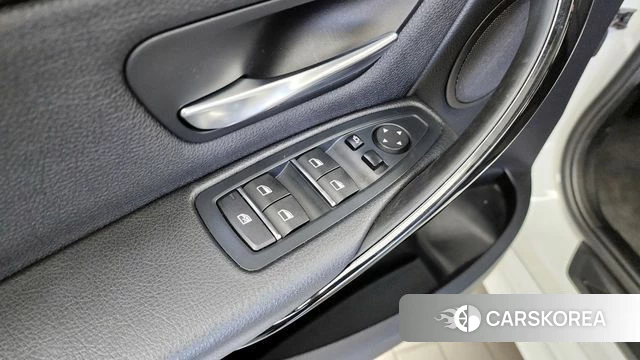 BMW 3 Series (F30) id 4318057 из Кореи 19