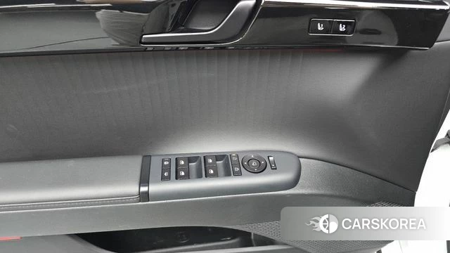 Hyundai Grandeur Hybrid (GN7) id 4421740 из Кореи 19